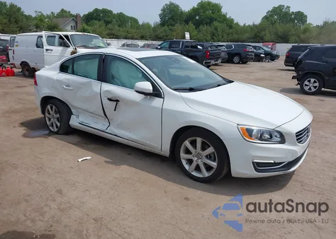2016 Volvo S60 Premier из США, поврежденный, VIN YV126MFK4G2412051